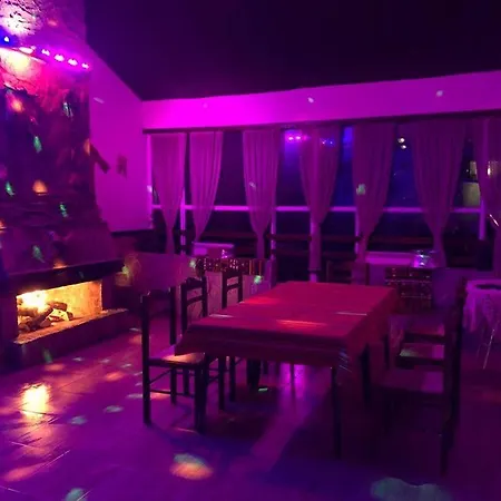 Хижа Тополица Guest house